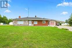 54 OTTAWA STREET | Laurentian Hills Ontario | Slide Image Two