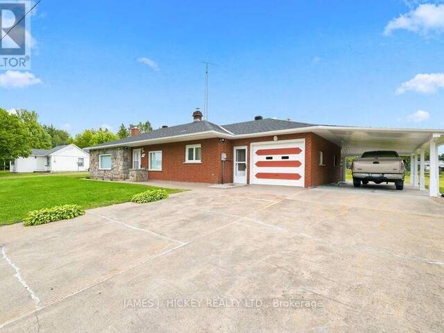 54 OTTAWA STREET Laurentian Hills Ontario, K0J 1J0 - 3 Bedrooms Home For Sale
