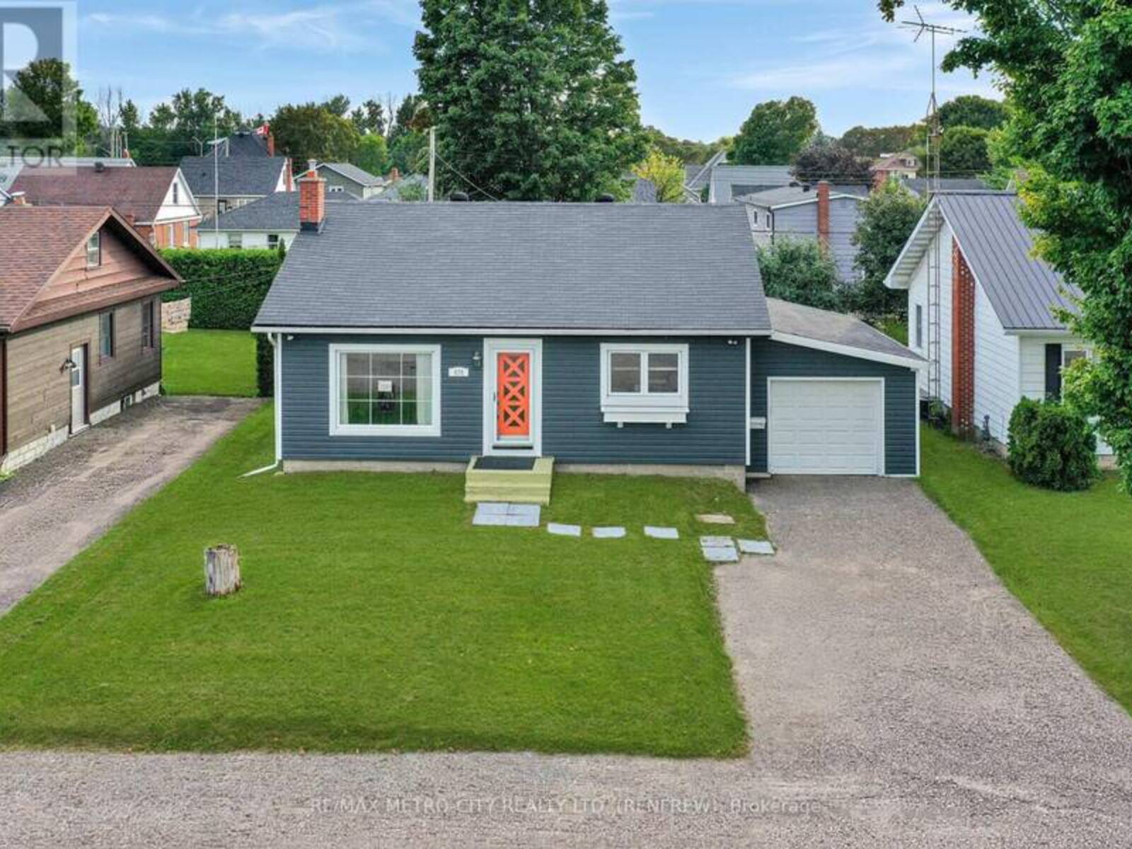 478 NEW STREET, Renfrew, Ontario K7V 1G8