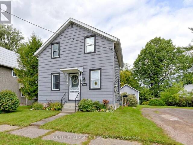 648 MOFFAT STREET Pembroke Ontario, K8A 3Y1 - 3 Bedrooms Home For Sale
