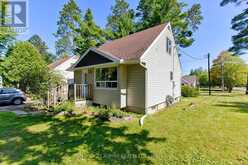 2 THOMSON CRESCENT | Deep River Ontario | Slide Image Four