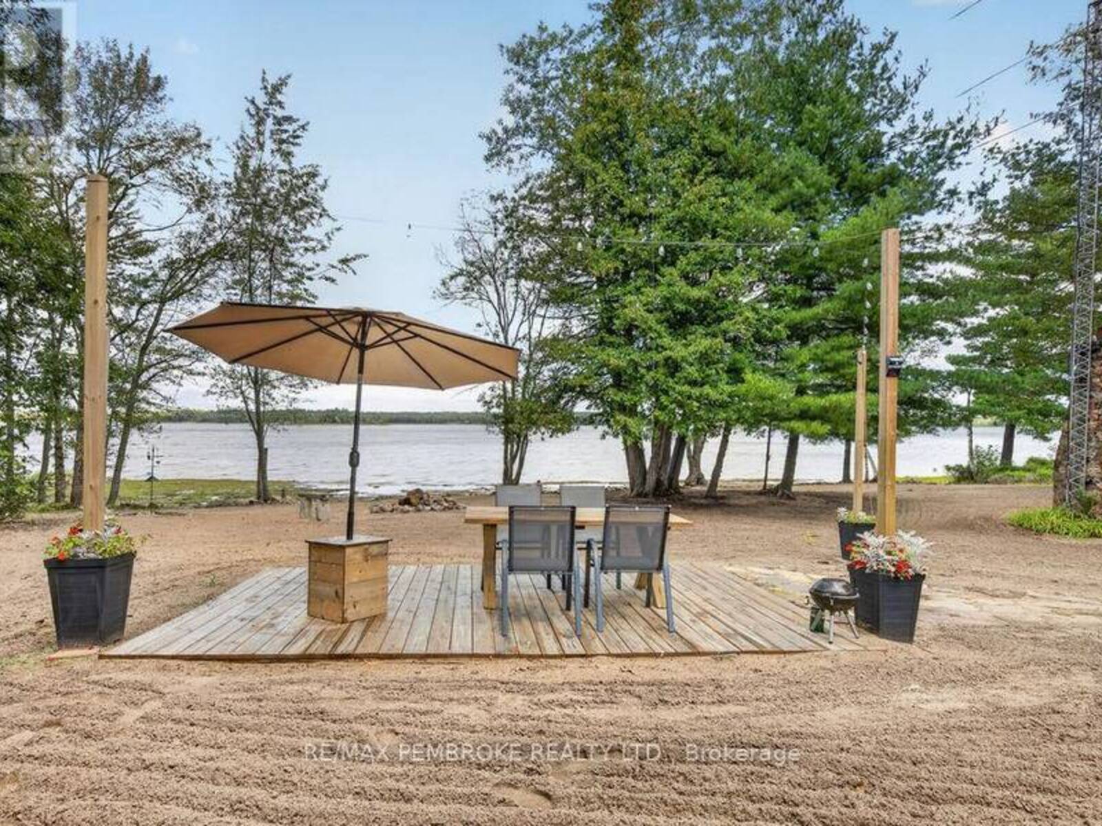 141A SULLIVAN POINT ROAD, Pembroke, Ontario K8A 6W2
