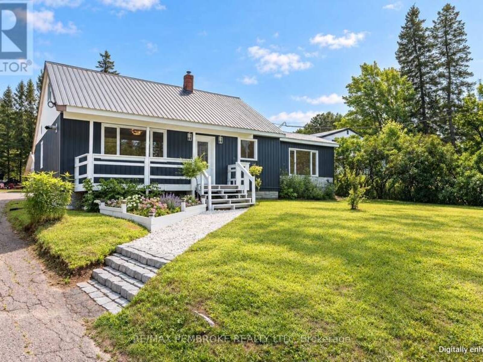 32560 HIGHWAY 17, Deep River, Ontario K0J 1P0