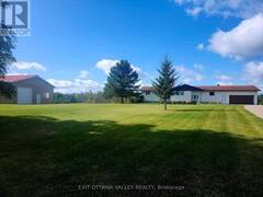 15267 17 HIGHWAY Whitewater Region Ontario, K0J 1Y0
