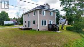 387 SELL ROAD | Pembroke Ontario | Slide Image Eighteen