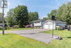 21 LISA CRESCENT | Petawawa Ontario | Slide Image Two