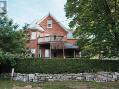 193 OAK STREET Eganville Ontario, K0J 1T0