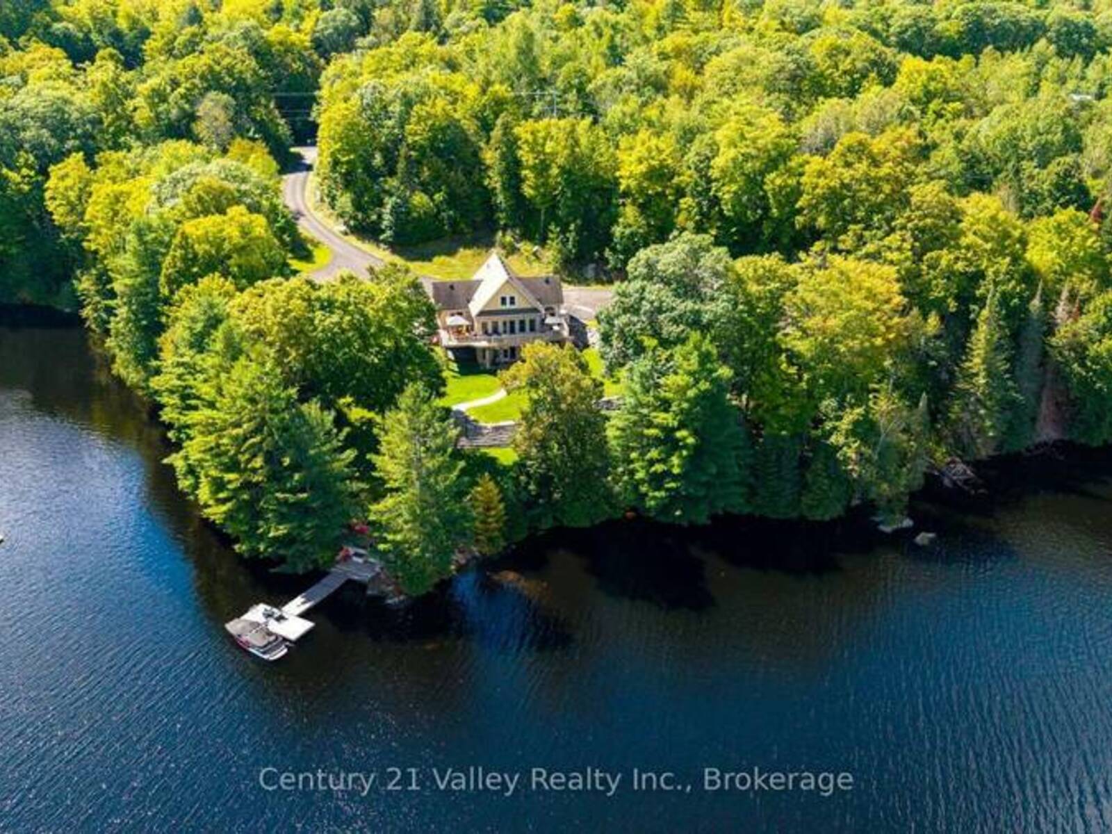 121 WOLFE RAPIDS ROAD, Greater Madawaska, Ontario K0J 2R0