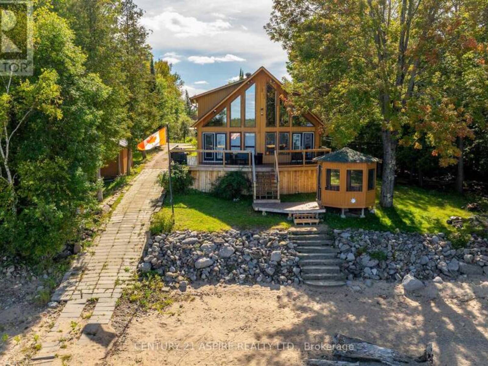 800 FOREST PARK ROAD, Pembroke, Ontario K8A 6W2