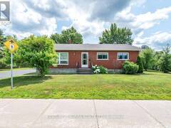 13 HERMAN STREET Petawawa Ontario, K8H 1W1