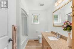 204B HAWKINS DRIVE | Killaloe, Hagarty and Richards Ontario | Slide Image Thirty-three