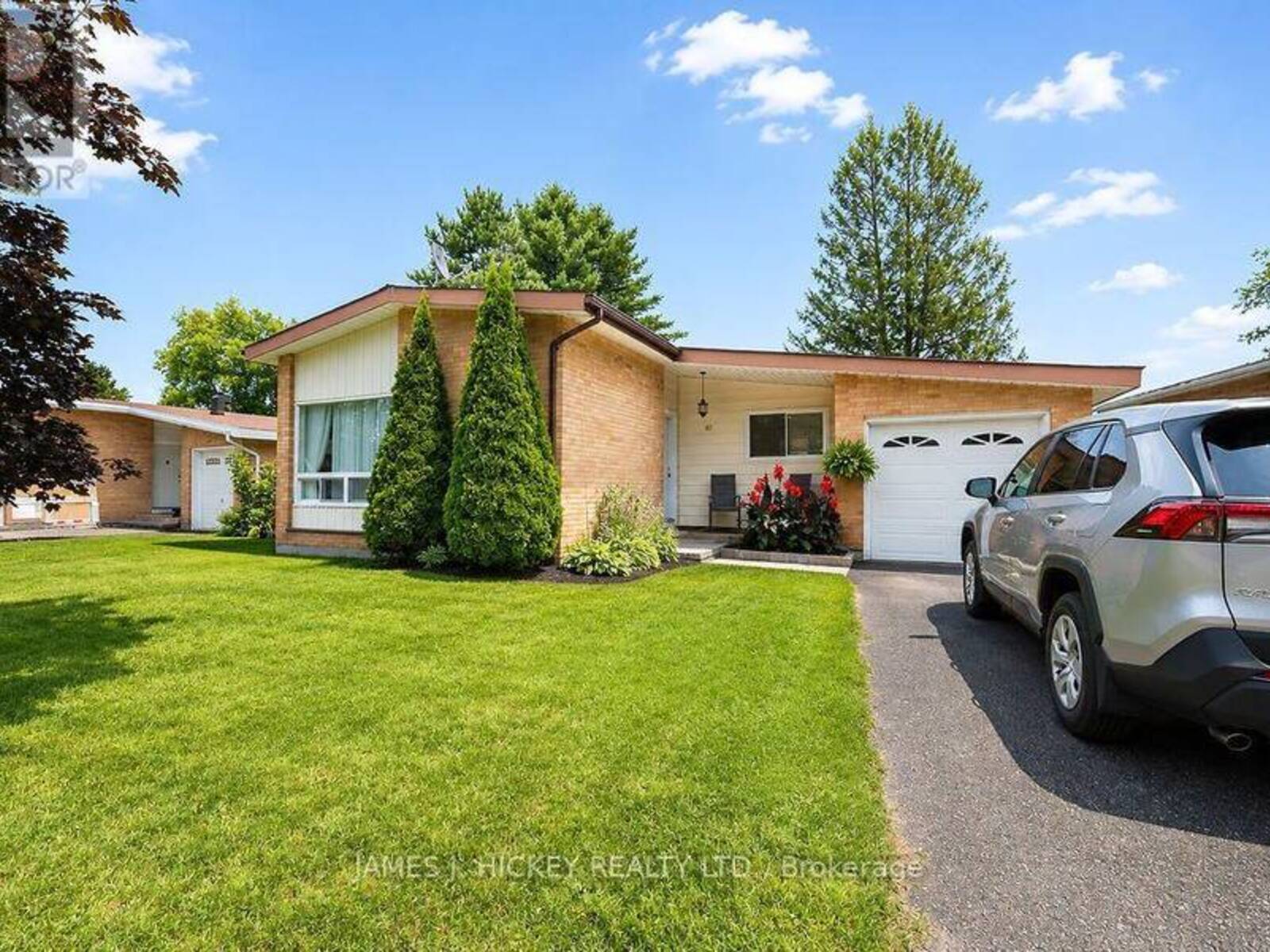 80 FRONTENAC CRESCENT, Deep River, Ontario K0J 1P0