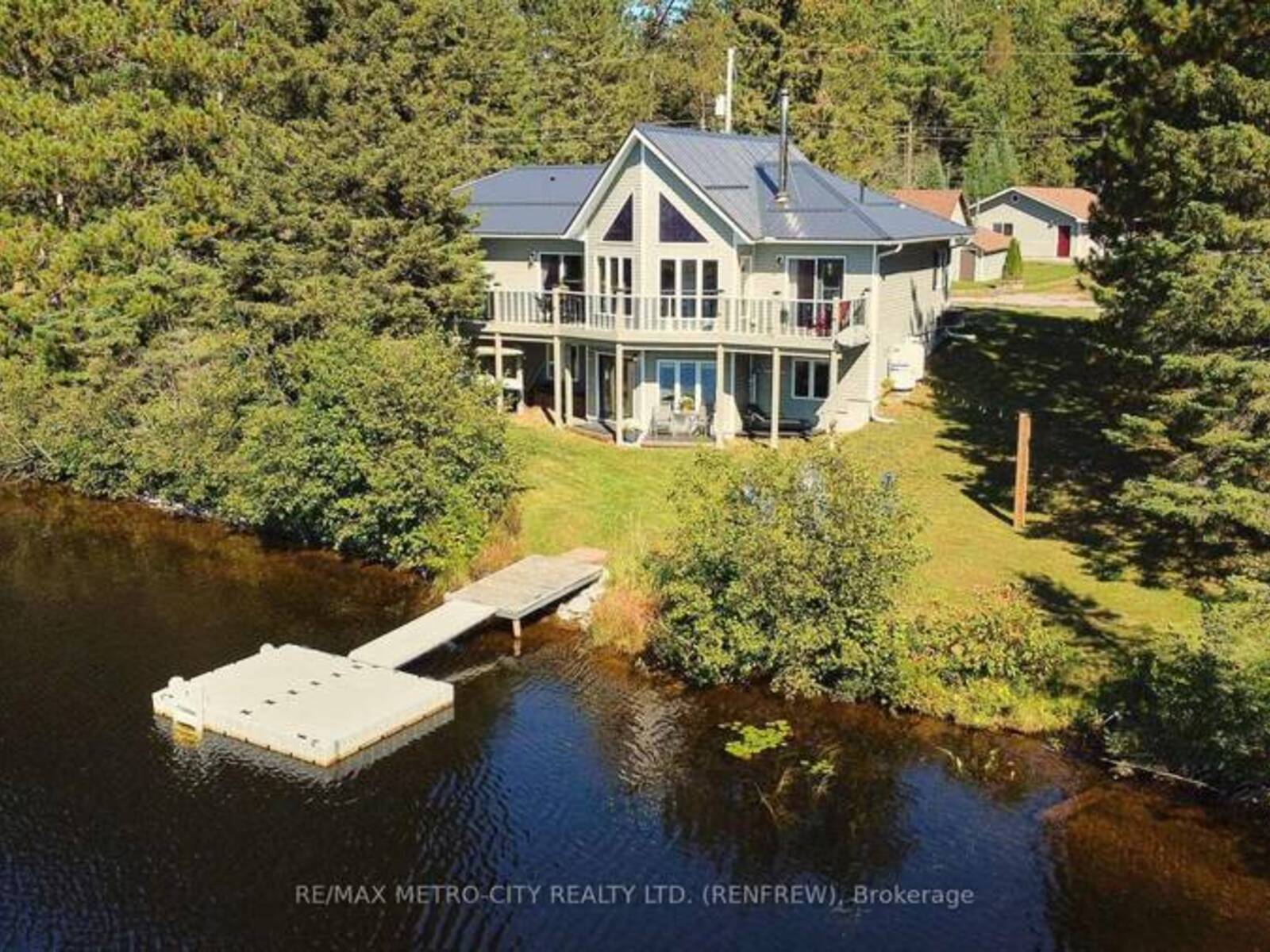 144 FLYING CLUB ROAD, Greater Madawaska, Ontario K0J 2R0