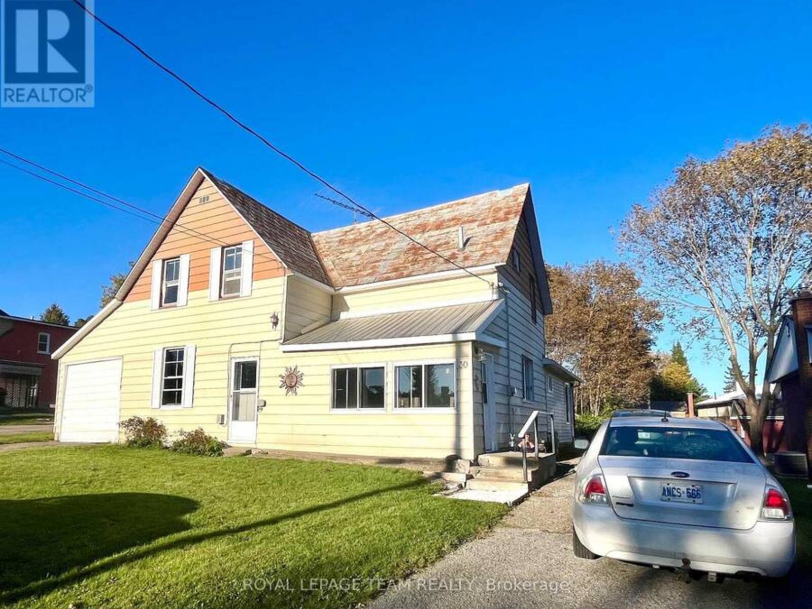 30 GOULD STREET, Cobden, Ontario K0J 1K0