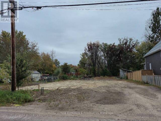 479 MOFFAT STREET Pembroke Ontario, K8A 3Y2 - Waterfront Land For Sale