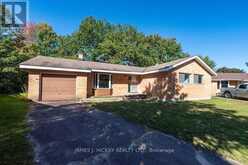 4 SHERIDAN COURT | Deep River Ontario | Slide Image Thirty-two