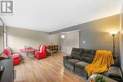 128 MCCLINTOCK WAY | Ottawa Ontario | Slide Image Sixteen