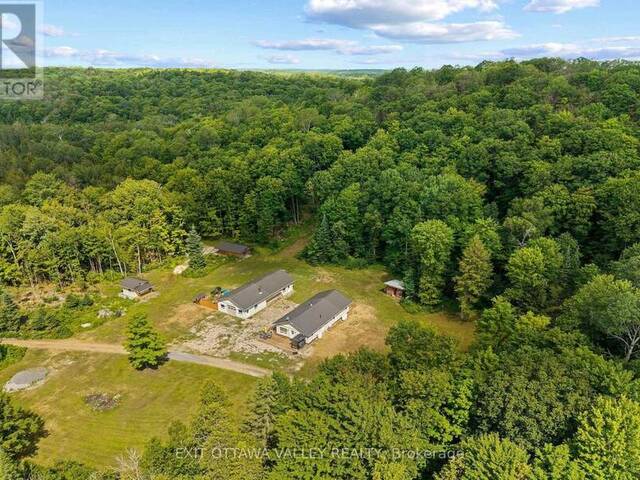 495 GRAVEL PIT LANE Coe Hill Ontario, K0L 1P0 - Home For Sale