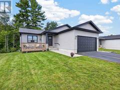 46 TERRANCE DRIVE Petawawa Ontario, K8H 0H3