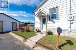 53 DORAN STREET | Petawawa Ontario | Slide Image Five