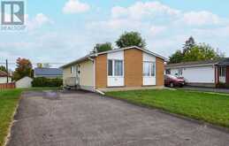 583 KING STREET | Renfrew Ontario | Slide Image One