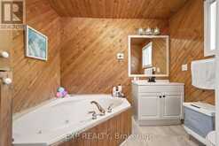 35 DOWNING LANE | Greater Madawaska Ontario | Slide Image Thirty