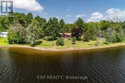 35 DOWNING LANE | Greater Madawaska Ontario | Slide Image Three