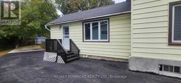 478 RAMSEY STREET | Pembroke Ontario | Slide Image Eighteen