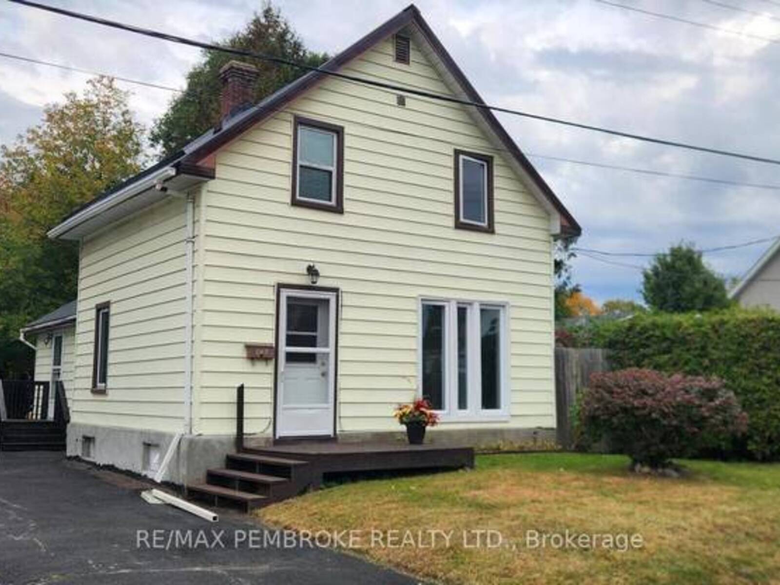 478 RAMSEY STREET, Pembroke, Ontario K8A 4Y3