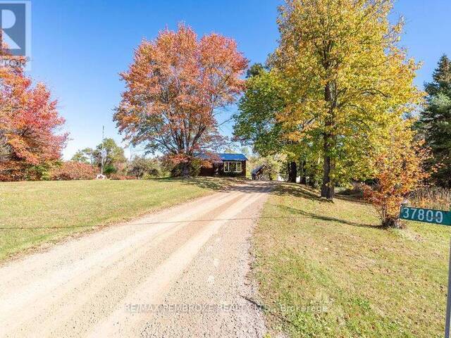 37800 41 HIGHWAY Pembroke Ontario, K8A 6W4 - 2 Bedrooms Home For Sale