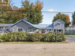 1213 BURNS DRIVE Pembroke Ontario, K8A 7M9