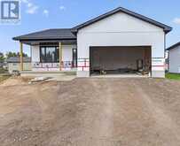 18 DURANT STREET | Petawawa Ontario | Slide Image Two