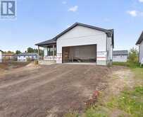 18 DURANT STREET | Petawawa Ontario | Slide Image Three