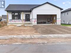 18 DURANT STREET Petawawa Ontario, K8H 0G2