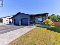 59 NOBLE CRESCENT Petawawa Ontario, K8H 0G1