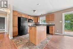 18 JOSEPH STREET | Laurentian Hills Ontario | Slide Image Twenty-one