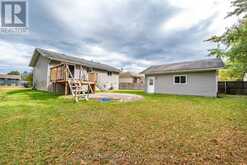 18 JOSEPH STREET | Laurentian Hills Ontario | Slide Image Eight