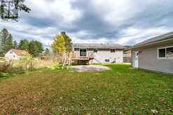18 JOSEPH STREET | Laurentian Hills Ontario | Slide Image Nine