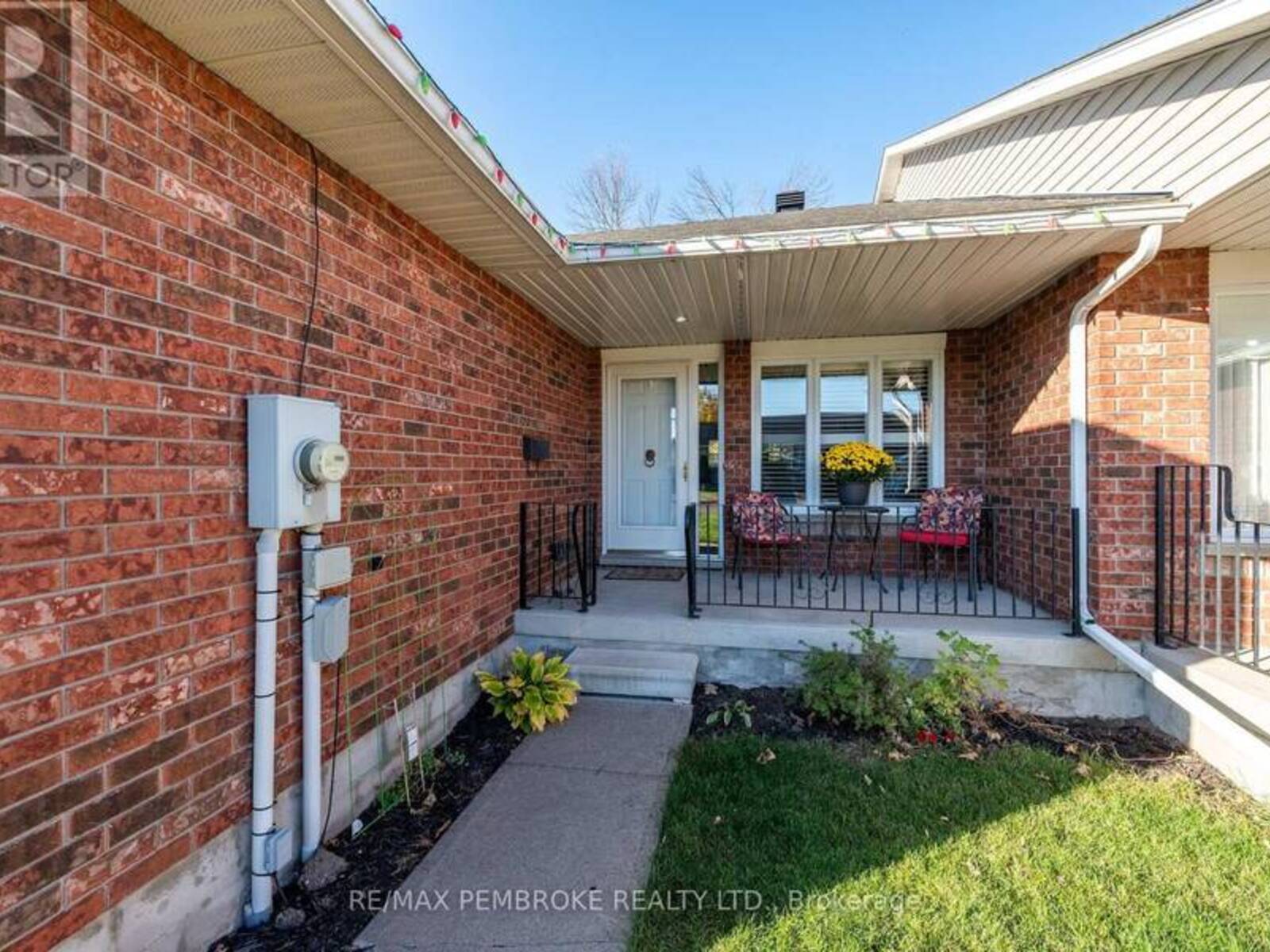 397 MORRIS STREET, Pembroke, Ontario K8A 8P4