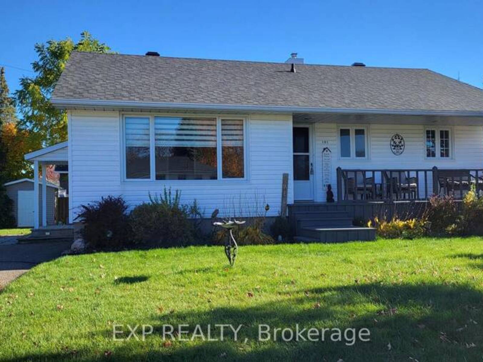 101 GRANT BOULEVARD, Renfrew, Ontario K7V 2P3