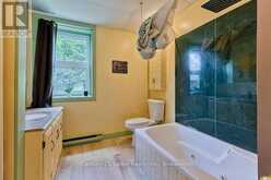 154 MCCAULEY MOUNTAIN ROAD | Bonnechere Valley Ontario | Slide Image Nineteen
