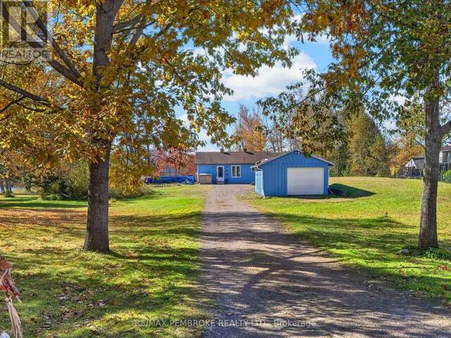 562 BAYVIEW DRIVE Whitewater Region Ontario, K0J 2L0 - 2 Bedrooms Waterfront Home For sale