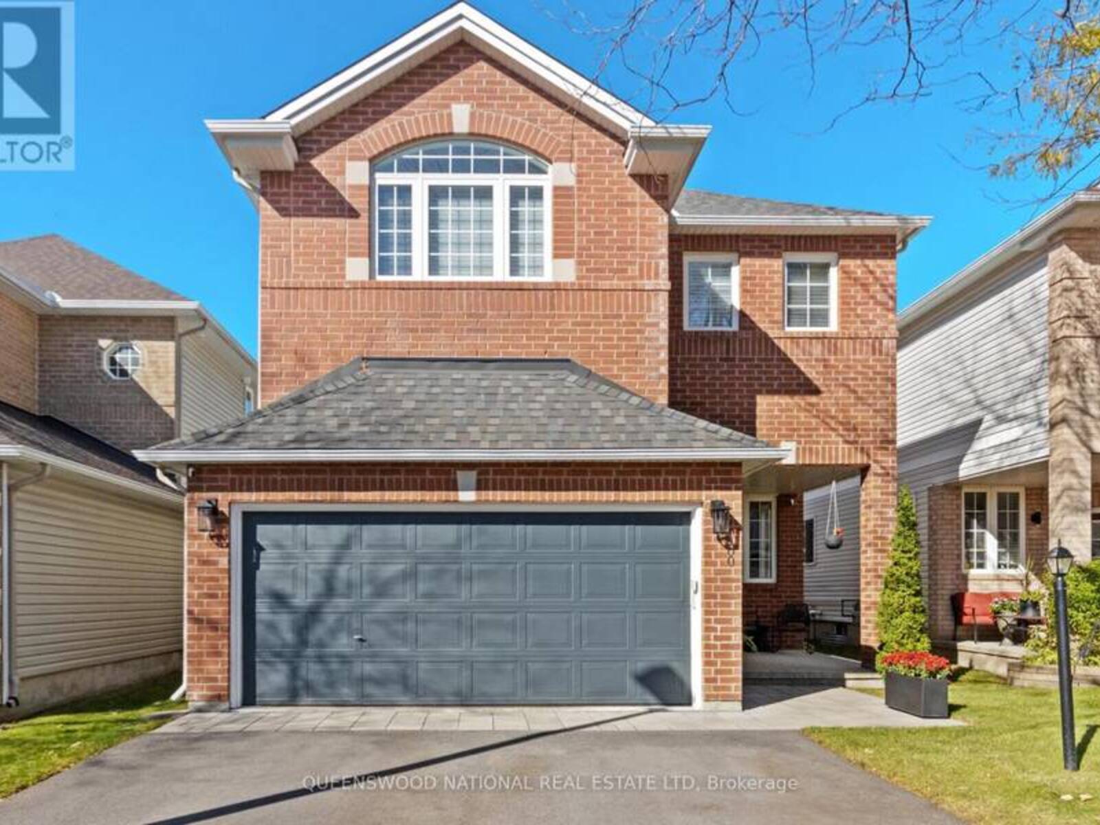 100 FAIRLOP WAY, Ottawa, Ontario K2J 5B6