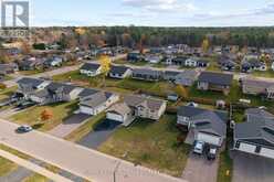 9 TERRANCE DRIVE | Petawawa Ontario | Slide Image Two