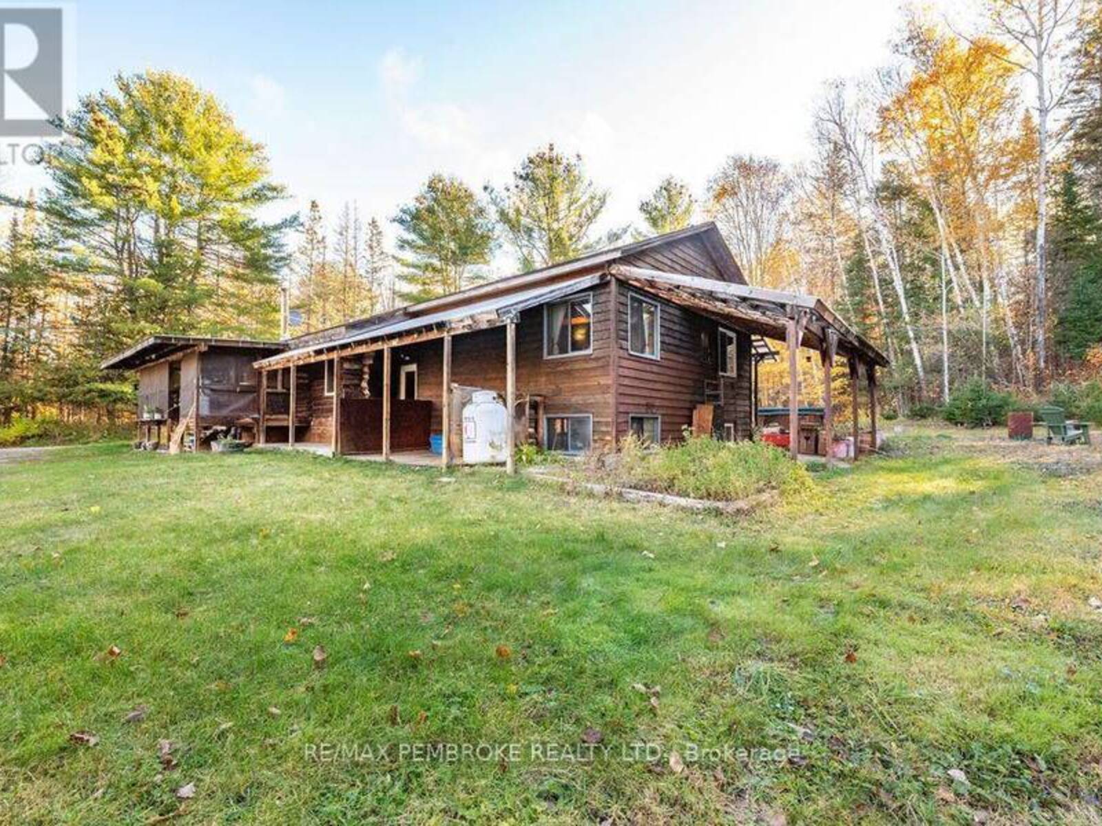 995 SCHUTT ROAD, Brudenell, Lyndoch and Raglan, Ontario K0J 2E0