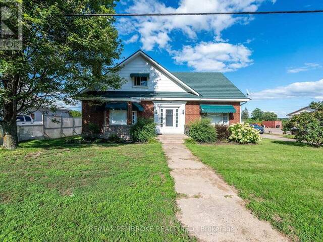 1223 PEMBROKE STREET E Pembroke Ontario, K8A 7R8 - Multi-family Home For Sale