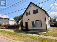 202 IRVING STREET | Pembroke Ontario | Slide Image One