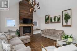 28 THOROUGHBRED DRIVE | Oro-Medonte Ontario | Slide Image Eleven