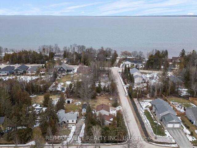 30 BAYSWATER DRIVE W Wasaga Beach Ontario, L9Z 2Y3