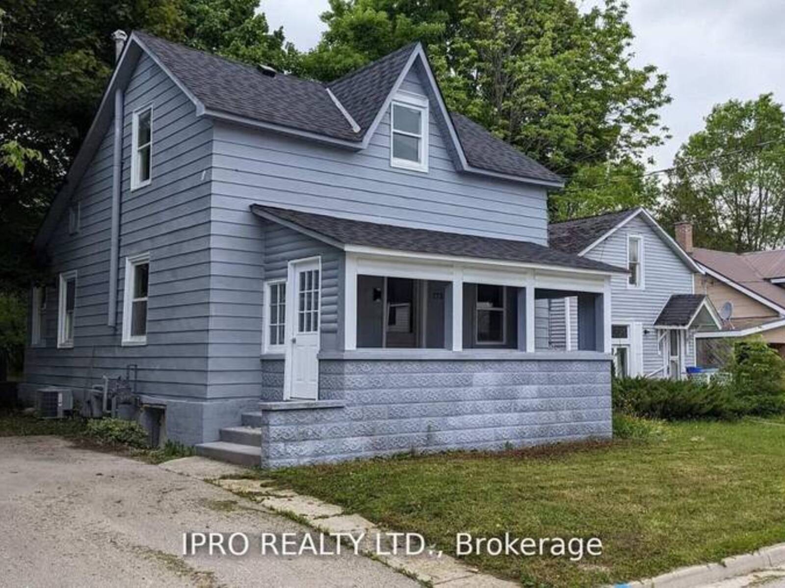 172 HENRY ST, Meaford, Ontario N4L 1E1